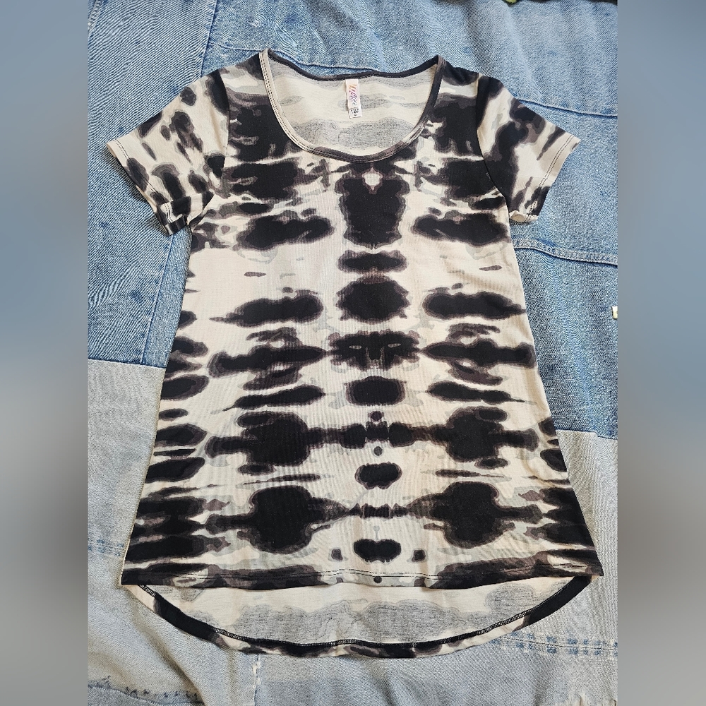 Lularoe Classic Shirt